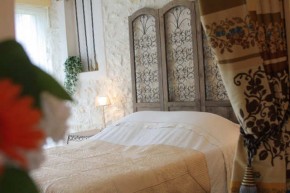 La Pergola du Sourire, chambres d'hotes en Poitou Charentes pres de Saintes et Royan