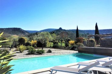 Villa Font Vive, chambres d'hôtes avec piscine en sud Ardèche (Grospierres)