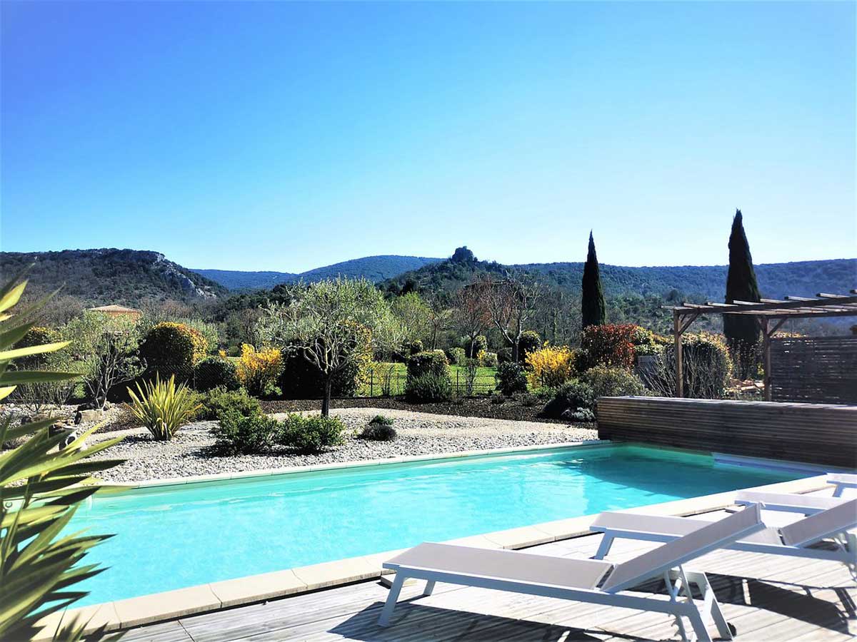 Villa Font Vive, chambres d'hôtes avec piscine en sud Ardèche (Grospierres)