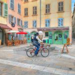 Quelles sont les endroits de France les plus propices pour créer des chambres d'hôtes ? Photo du centre historique de Toulon, ville touristique et capitale du Var